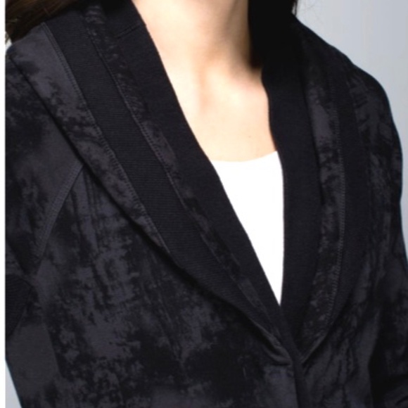 Lulu Lemon To Class Jacket - Picture 2 of 14